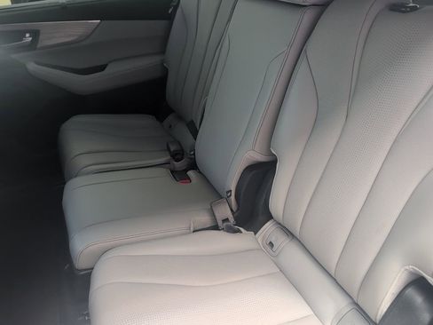 Used 2022 Acura MDX SH-AWD w/ Advance Package image 17