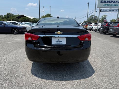 Used 2020 Chevrolet Impala LT w/ LT Convenience Package FWD image 3