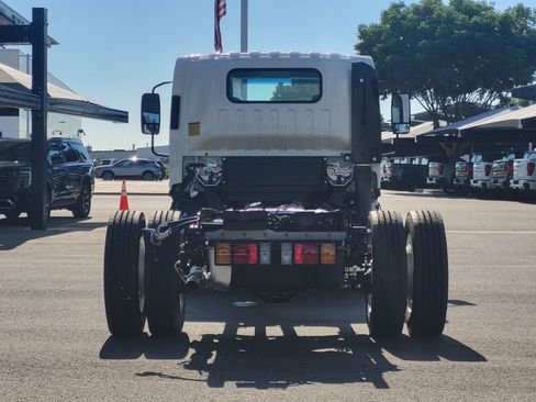 New 2026 Isuzu NPR RWD image 6