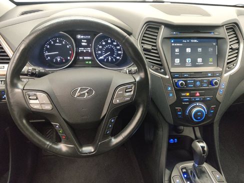 Used 2018 Hyundai Santa Fe Sport w/ 2.0T Ultimate Tech Package 05 FWD image 22