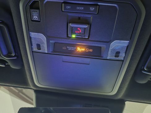 New 2026 Toyota 4Runner 4WD image 38