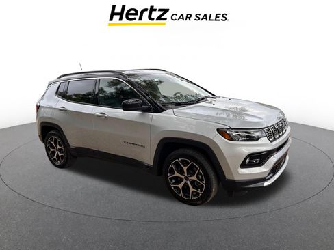 Used 2025 Jeep Compass Limited image 1