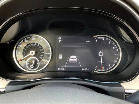 Used 2025 Genesis GV70 2.5T image 12