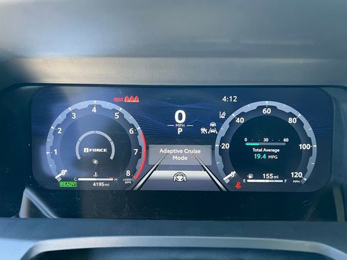 Used 2025 Toyota Tacoma TRD Off-Road image 13