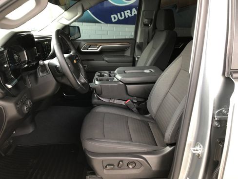 Used 2026 Chevrolet Silverado 1500 LT AWD/4WD image 16