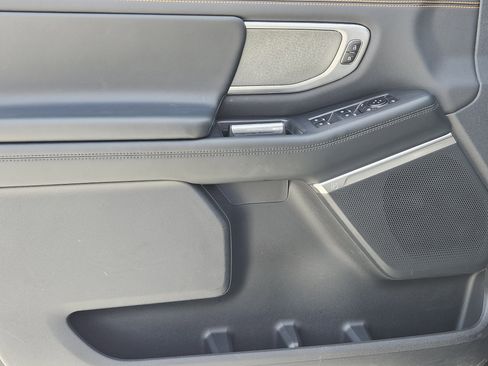 Used 2025 Ford Expedition Tremor image 25