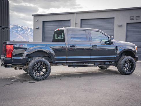 Used 2020 Ford F250 XLT AWD/4WD image 6