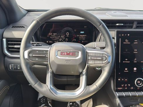 Used 2025 GMC Terrain Elevation AWD/4WD image 14