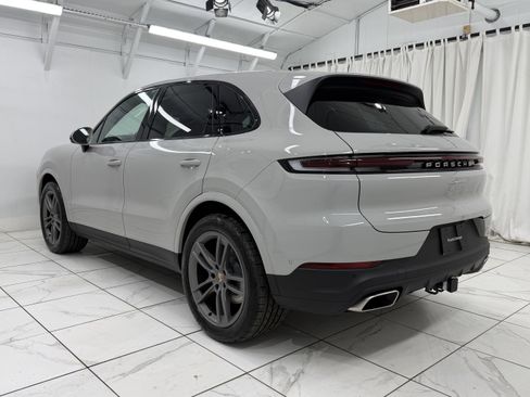 New 2026 Porsche Cayenne image 14