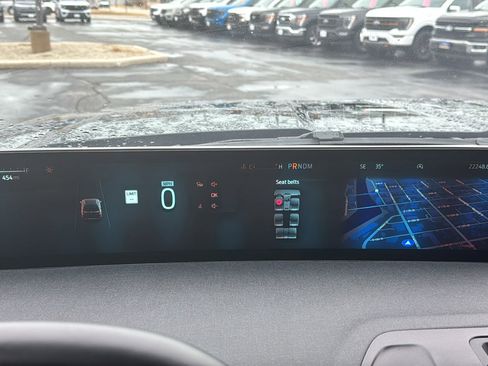 Used 2025 Ford Expedition Active image 15