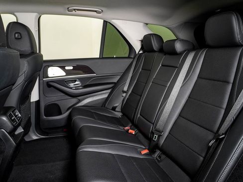 Used 2023 Mercedes-Benz GLE 350 4MATIC image 17