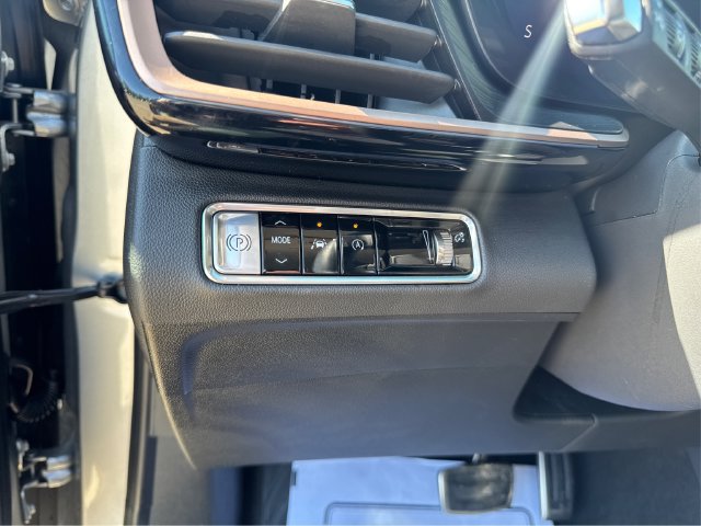 Used 2025 Buick Envision Sport Touring AWD/4WD image 18