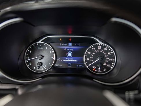 Used 2023 Nissan Maxima SL FWD image 23