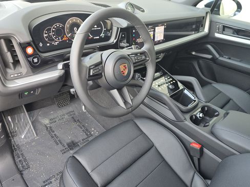 New 2026 Porsche Cayenne E-Hybrid image 4