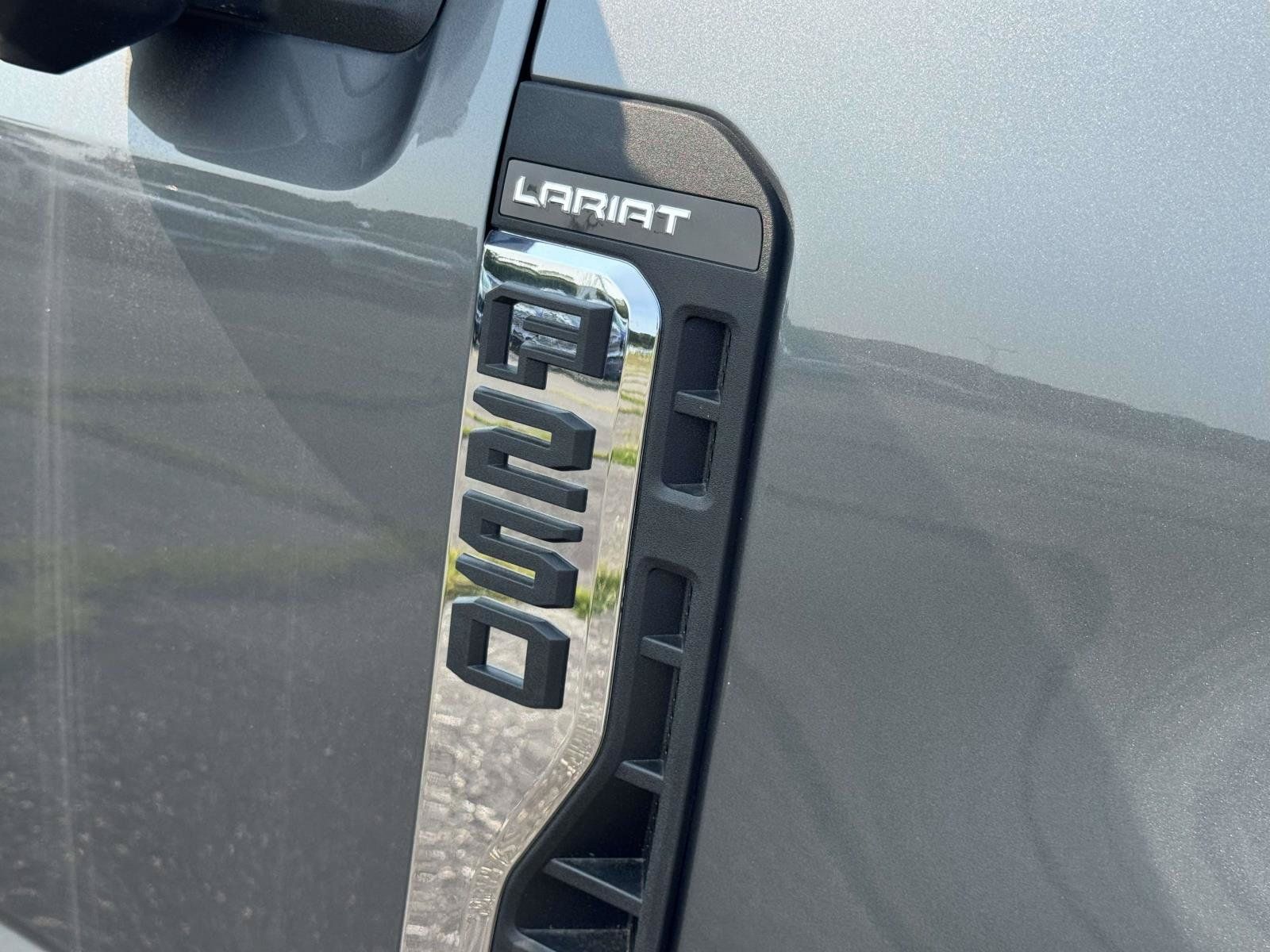 New 2026 Ford F250 Lariat AWD/4WD image 13