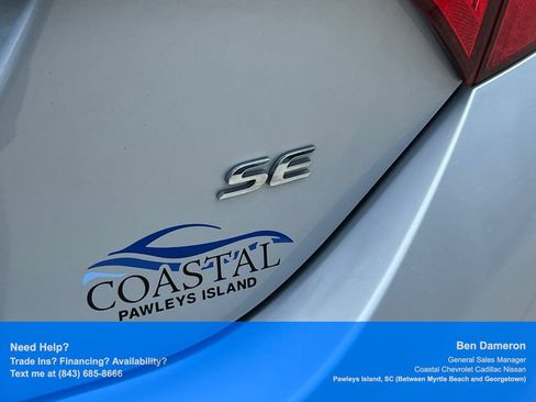 Used 2017 Toyota Corolla SE w/ Carpet Mat Package (TMS) FWD image 24