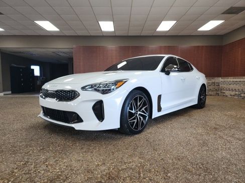 Used 2022 Kia Stinger GT-Line image 1