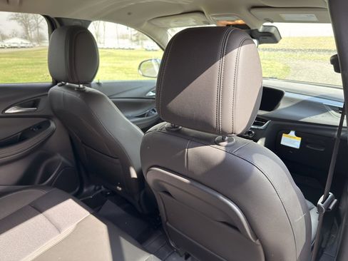 Used 2024 Buick Encore GX Preferred w/ Comfort Package image 42