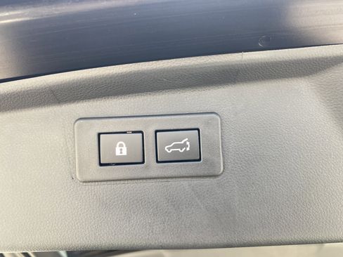 Used 2023 Subaru Outback Touring w/ Tech Package 2 image 37