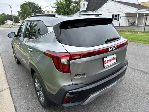 Used 2024 Kia Seltos S FWD image 14