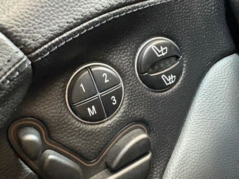Used 2003 Mercedes-Benz SL 500 image 17