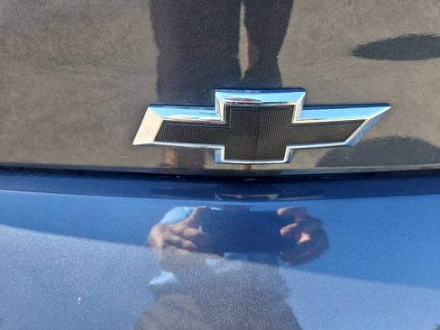 Used 2022 Chevrolet Camaro LT RWD image 9