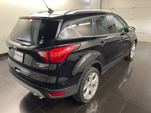 Certified 2019 Ford Escape Titanium image 6