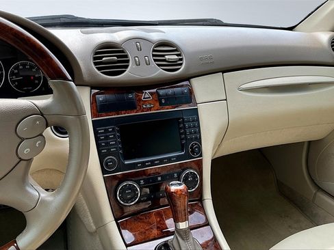 Used 2008 Mercedes-Benz CLK 350 Cabriolet image 6