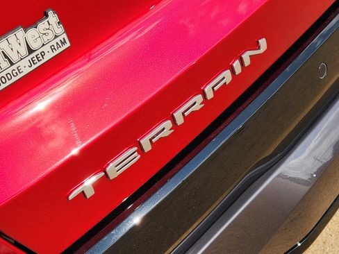 Used 2026 GMC Terrain AT4 w/ Convenience Package III image 13