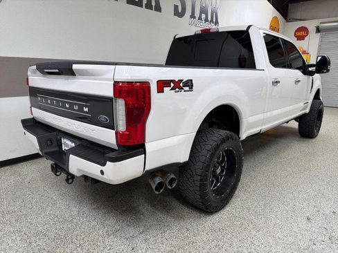Used 2019 Ford F250 Platinum w/ Platinum Ultimate Package image 34
