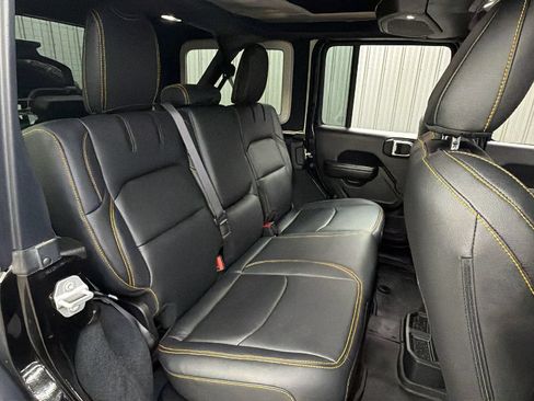 Used 2024 Jeep Wrangler Unlimited AWD/4WD image 43