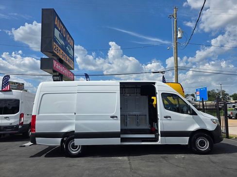 Used 2019 Mercedes-Benz Sprinter 170 image 5