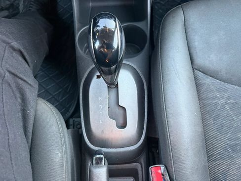 Used 2021 Chevrolet Spark LT FWD image 21