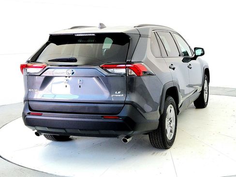 Certified 2024 Toyota RAV4 LE AWD/4WD image 5