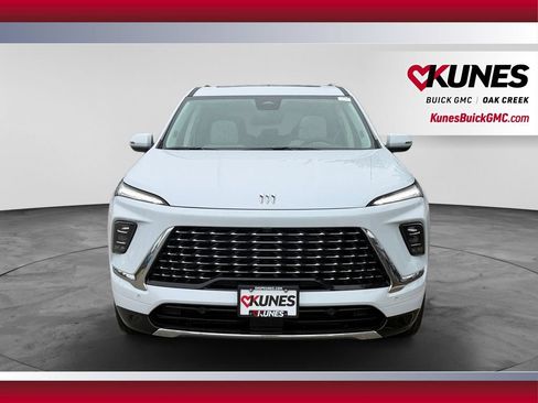 New 2027 Buick Enclave Avenir w/ LPO, Floor Liner Package AWD/4WD image 2