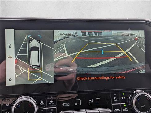 New 2026 Toyota Highlander Limited image 13