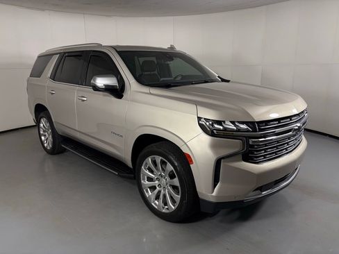 Used 2021 Chevrolet Tahoe Premier w/ Premium Package image 2
