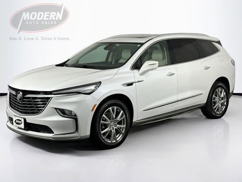 Used 2023 Buick Enclave Essence w/ Experience Buick Package image 1