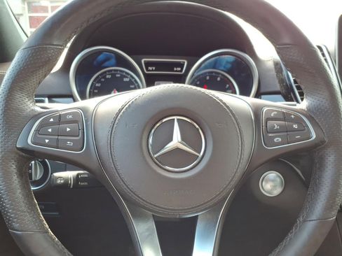 Used 2017 Mercedes-Benz GLS 450 4MATIC image 23