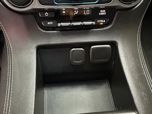 Used 2019 Chevrolet Tahoe LS RWD image 19