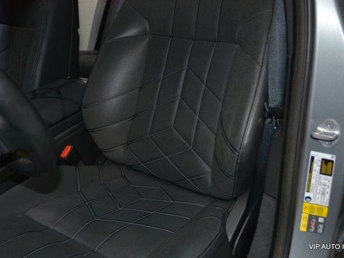Used 2023 BMW i7 xDrive60 AWD/4WD image 17