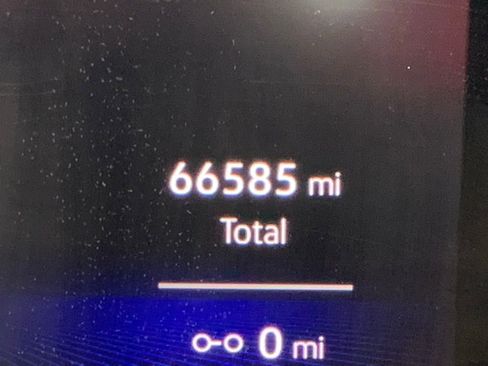 Used 2022 Volkswagen Taos SE image 19