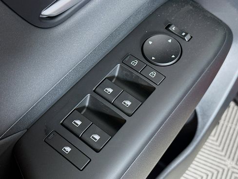 New 2026 Hyundai Kona SEL Premium AWD/4WD image 17