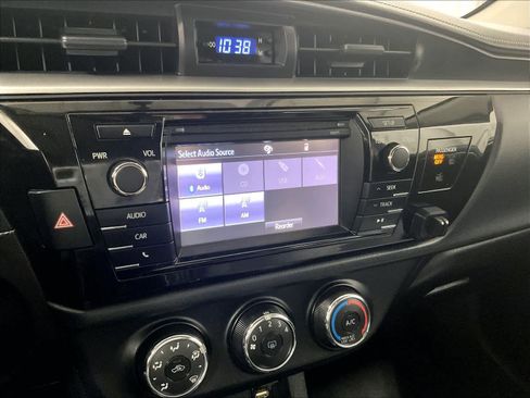 Certified 2016 Toyota Corolla L image 19