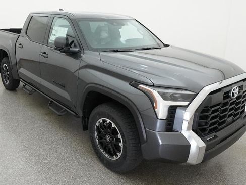 New 2026 Toyota Tundra SR5 AWD/4WD image 13