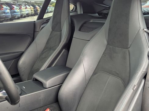 Used 2019 Jaguar F-TYPE Coupe image 14