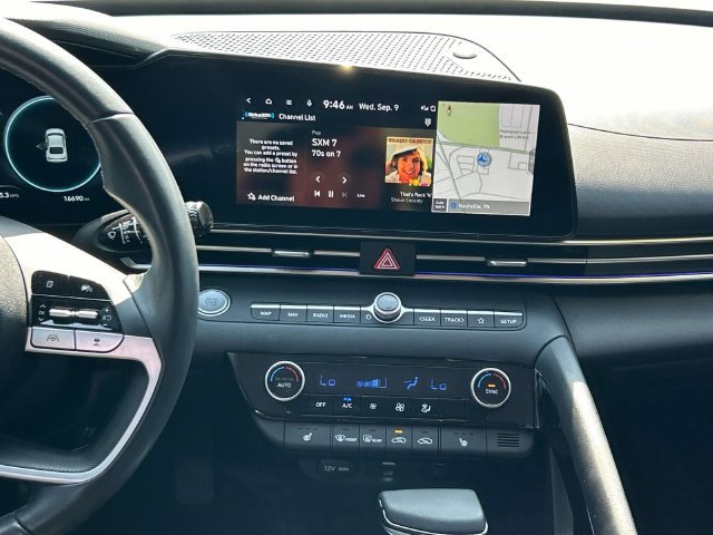 Used 2024 Hyundai Elantra SEL w/ Convenience Package FWD image 14