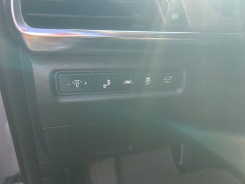 Used 2022 Kia Telluride SX w/ SX Prestige Package image 14