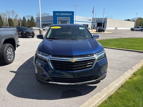 Certified 2022 Chevrolet Equinox LT w/ Driver Convenience Package AWD/4WD image 2