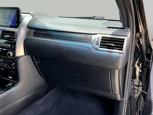 Used 2022 Lexus GX 460 Premium AWD/4WD image 19